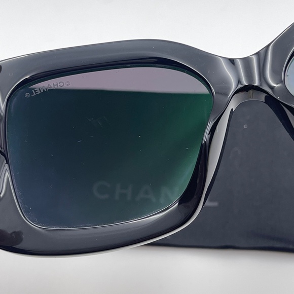 Chanel quilted CC lol rectangle sunglasses in black 5483A women with receipt - Picture 6 of 8